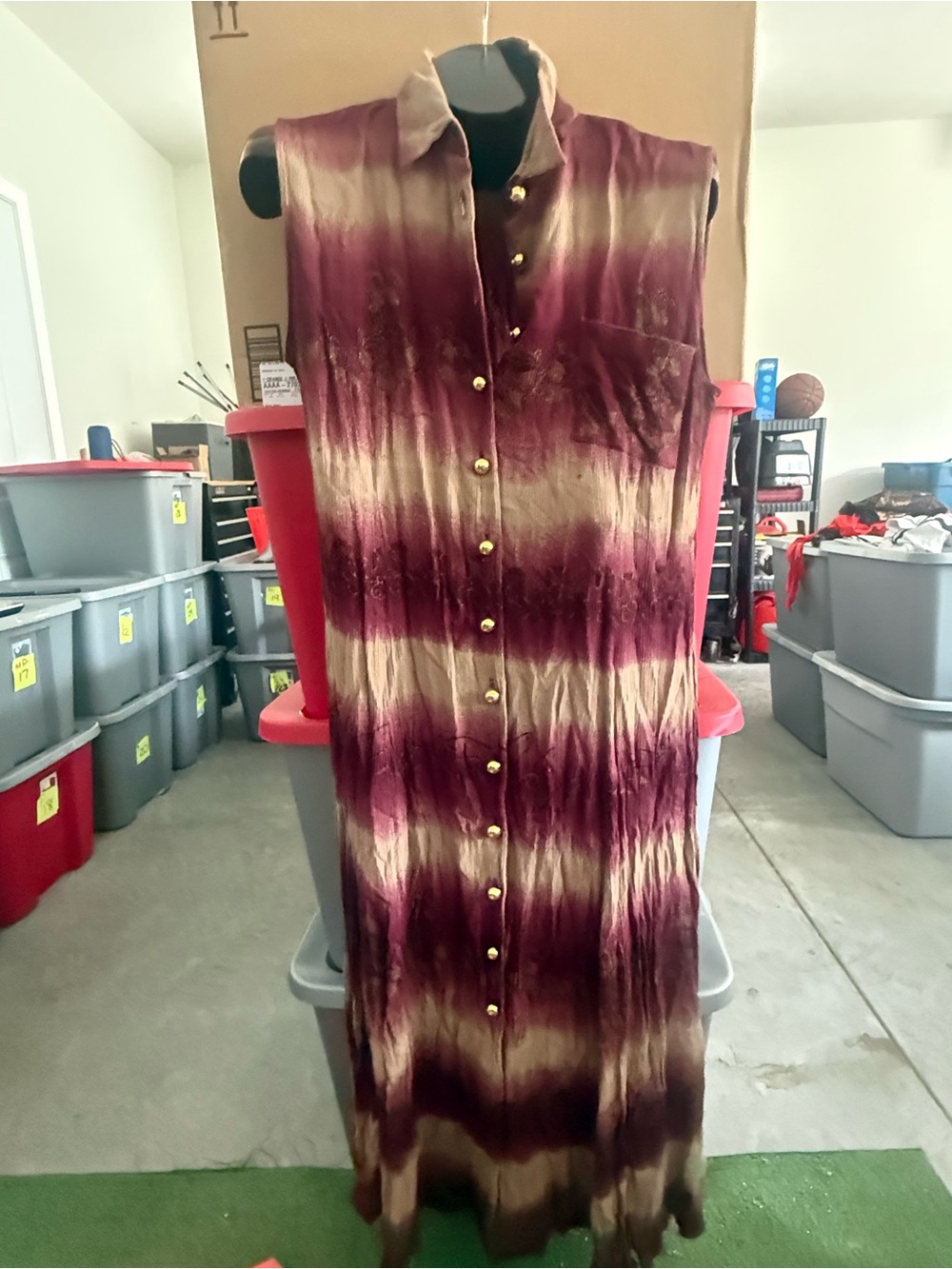 Sleeveless Burgundy and Cream Tie-Dye Button-Front Midi Dress mp28